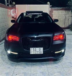 کرایسلەر 300